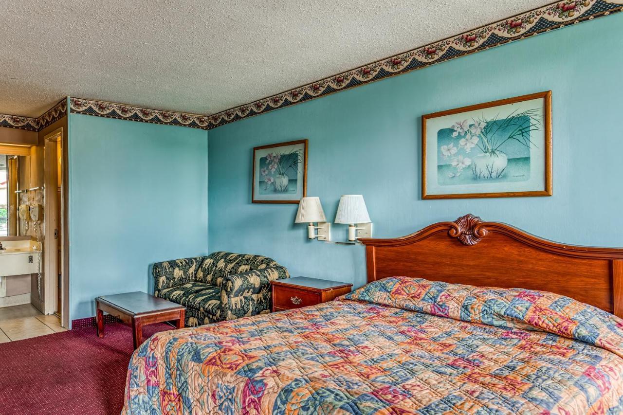 Oyo Hotel Jackson North I-55 Dış mekan fotoğraf