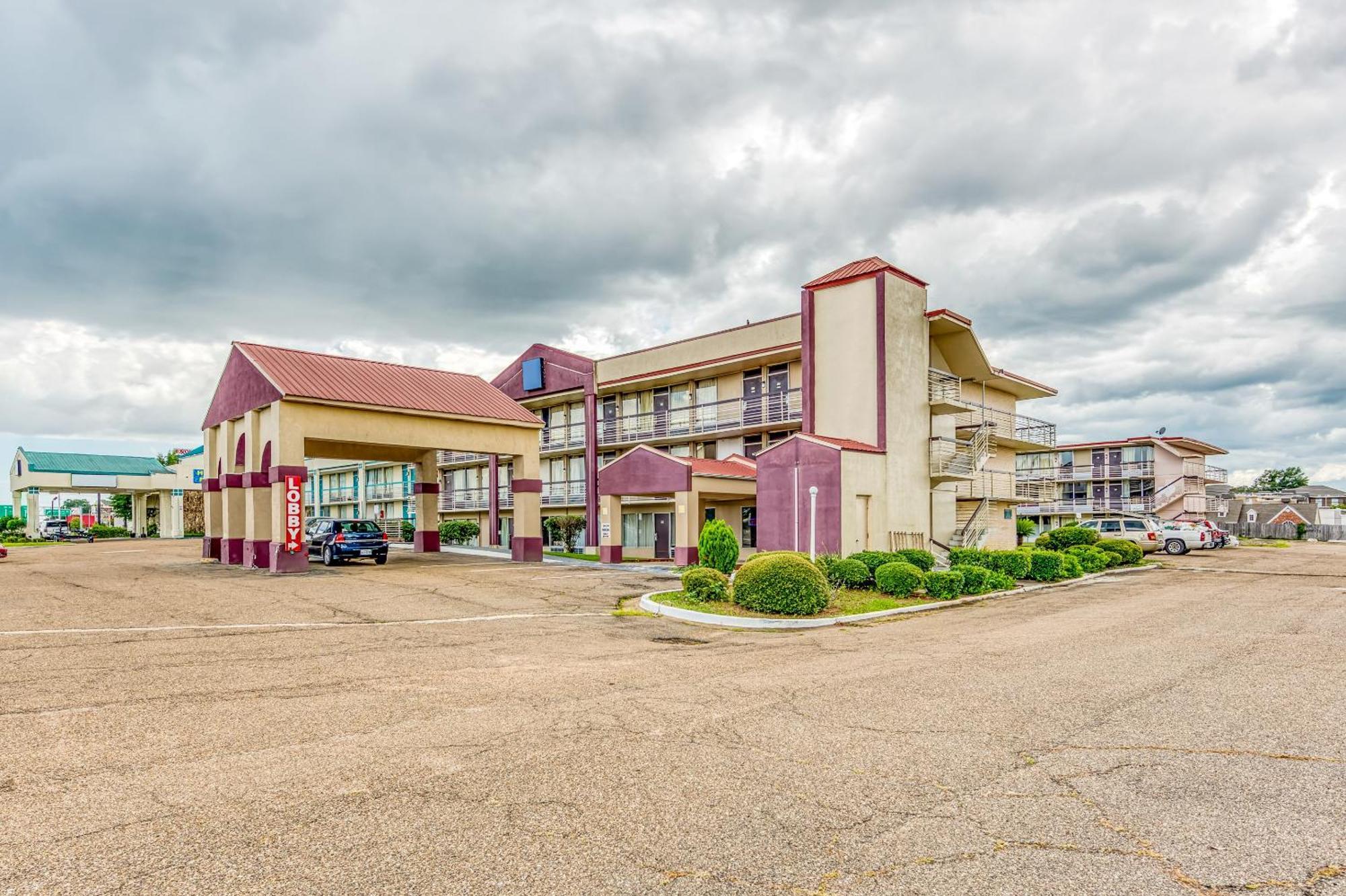 Oyo Hotel Jackson North I-55 Dış mekan fotoğraf