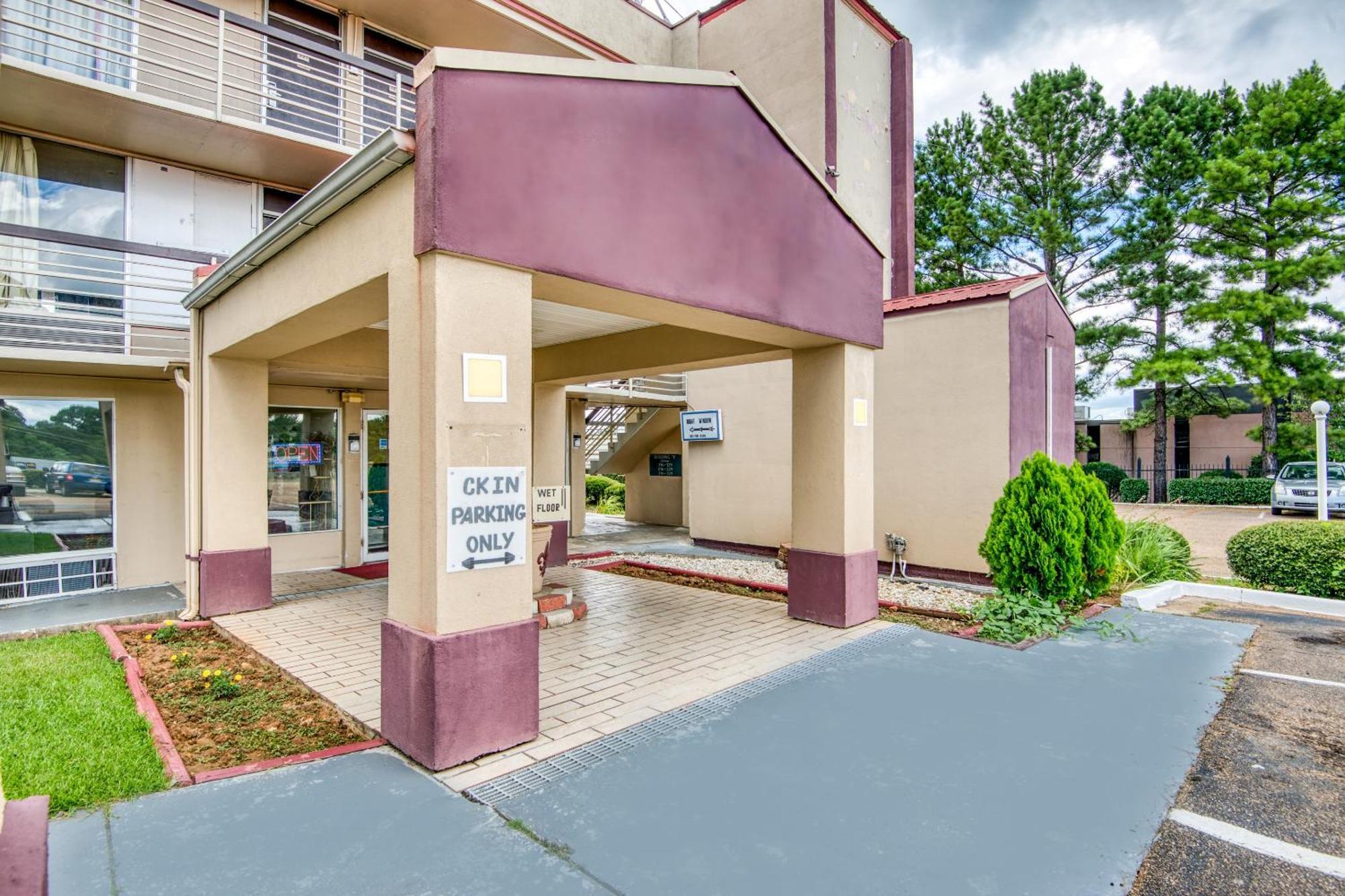 Oyo Hotel Jackson North I-55 Dış mekan fotoğraf
